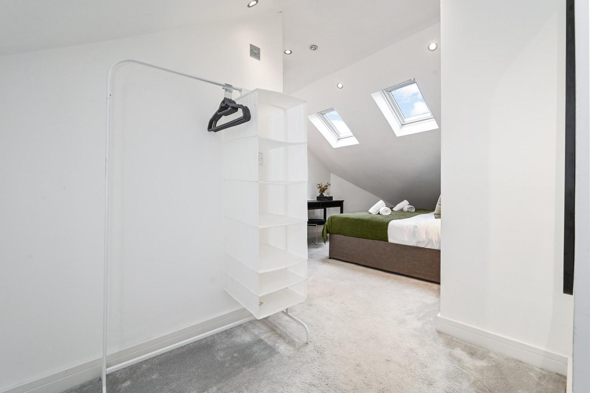 Family 1 Bed Apt Near Cardiff City Centre, Free Parking, Quiet, Secure Neighbourhood Eksteriør bilde