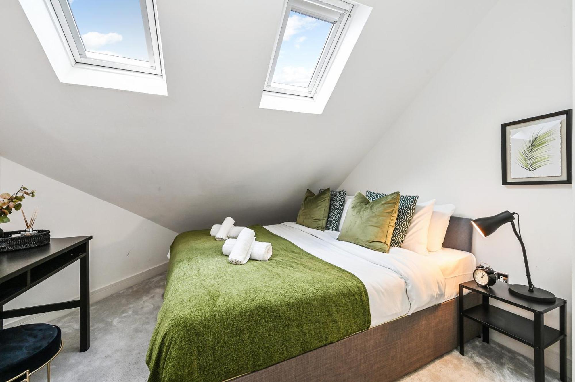 Family 1 Bed Apt Near Cardiff City Centre, Free Parking, Quiet, Secure Neighbourhood Eksteriør bilde
